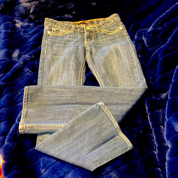 Levi's Other - 🌟🌟🌟LEVI’s. GIRLS BOOTCUT. 8 SLIM. MEDIUM-DARK WASH